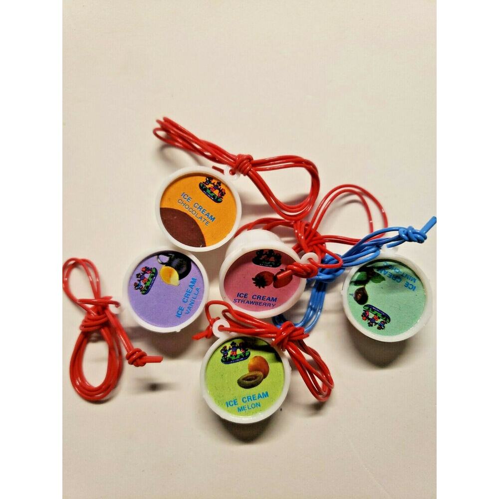 Vintage 10 Ice Cream Cups Necklace Charms Vending Machine Toy NOS SKU 60
